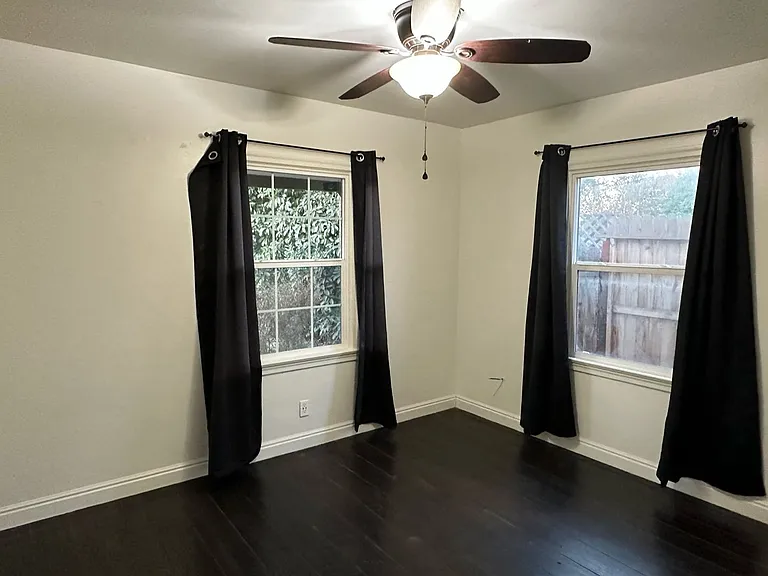 1705 W Noble Ave — Photo 30