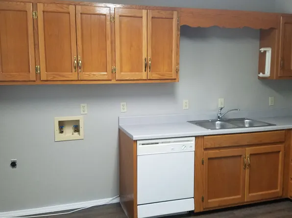 1103 Bird Rd APT 8, Branson, MO 65616