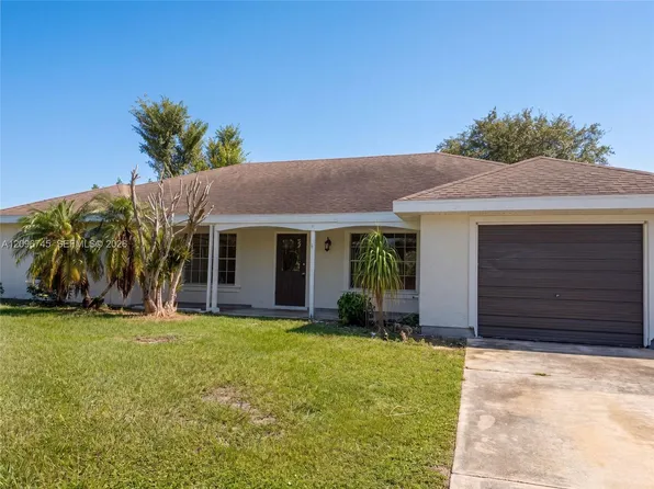1832 SE Wexford Ct, Port Saint Lucie, FL 34952