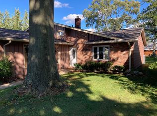 2059 Columbia Rd, Westlake, OH 44145
