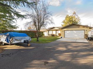 3167 Delta Waters Rd, Medford, OR 97504