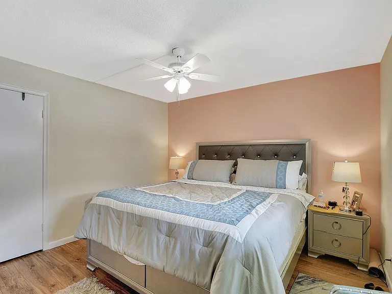 2121 NE 1st Ct #105 — Photo 10
