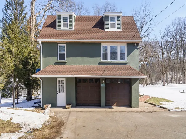 549 Ewing Ave, Franklin Lakes, NJ 07417