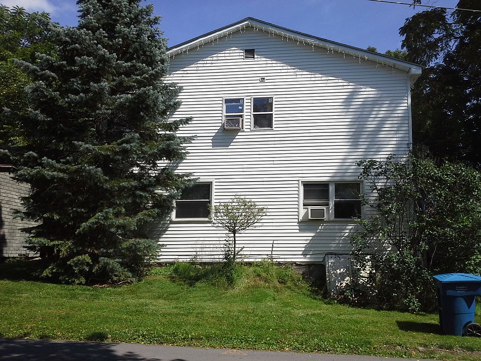 1st image of 19 Mill St #19