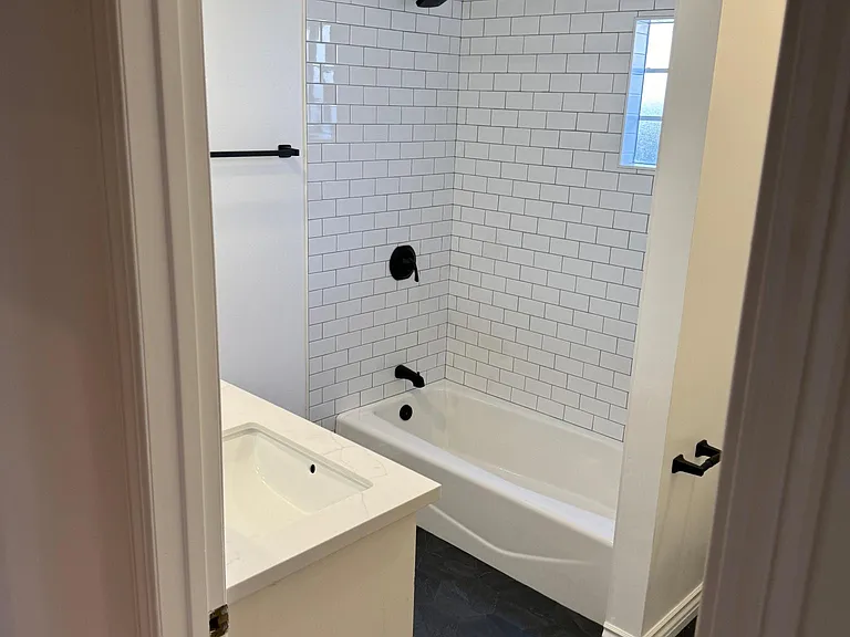12411 Kittridge St — Photo 10