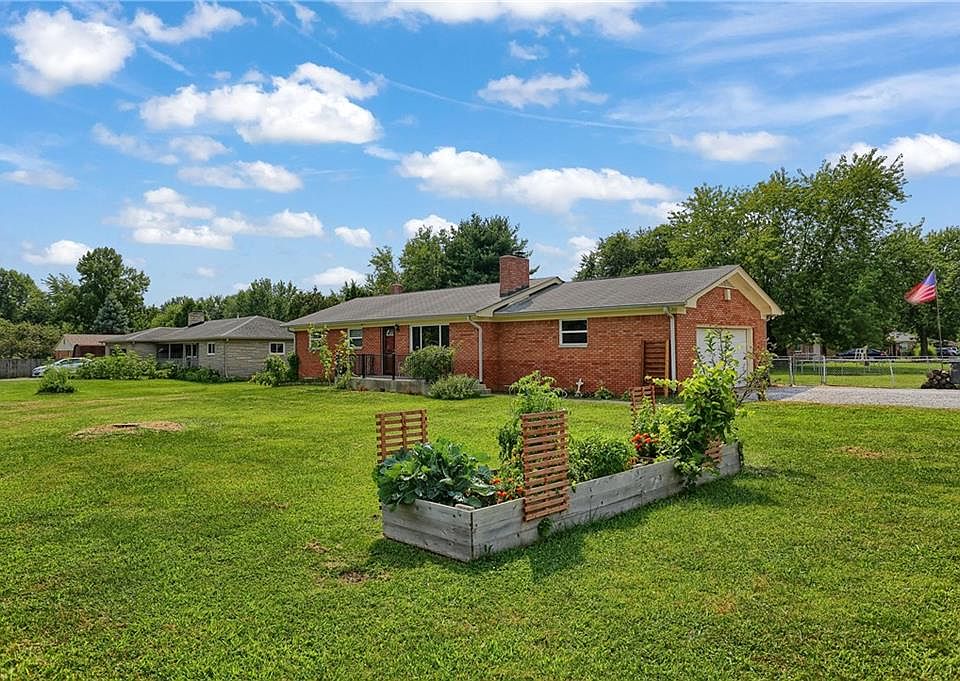 1st image of 3747 Redfern Dr