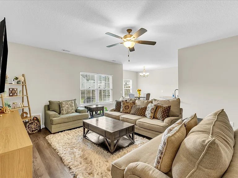 36 Herty Ln — Photo 10