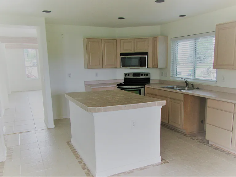 6374 Dutch Creek St — Photo 12