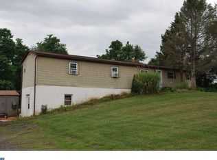 2440 Shelly Rd, Harleysville, PA 19438