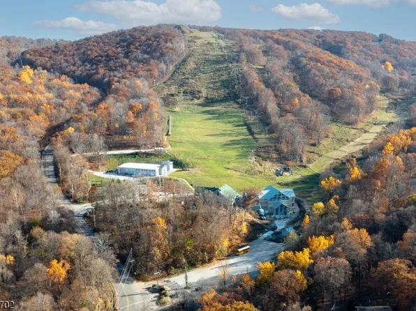 12 Breakneck Rd, Vernon Twp., NJ 07462