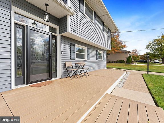 4th image of 1001 Lynwood Ln