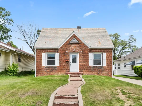 3613 Felician St, Fort Wayne, IN 46803