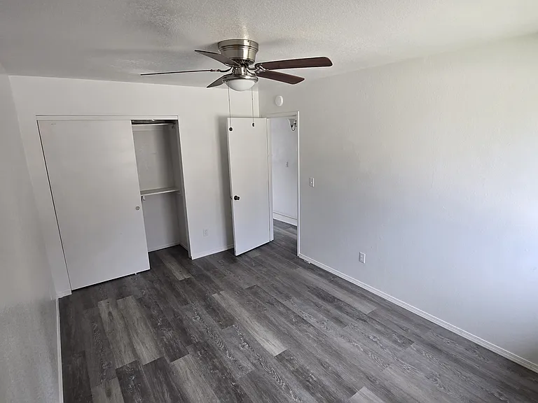 1437 E Douglas Ave #1437 — Photo 3