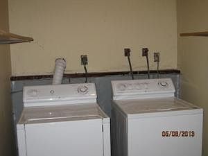 4th image of 517 Westminster Ave