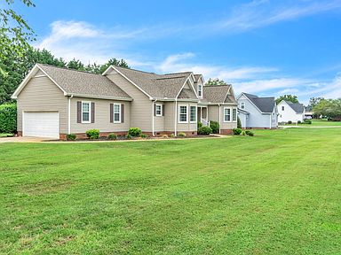 878 Brockman McClimon Rd, Greer, SC 29651 | Zillow