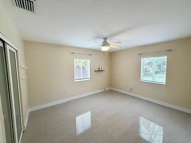1330 Marseille Dr — Photo 14