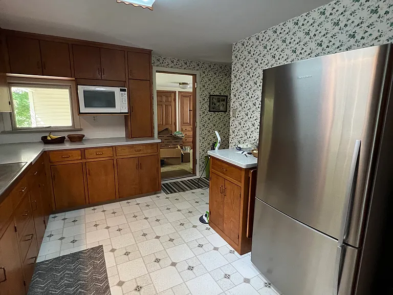 9910 Thwing Rd — Photo 35