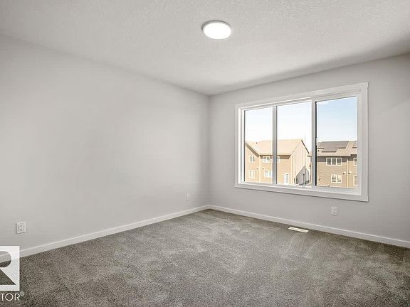5th image of 231 Wattle Rd