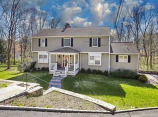 25 Langner Ln, Wilton, CT 06897