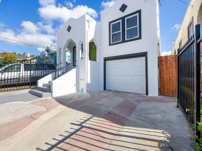 2744 76th Ave, Oakland, CA, 94605
