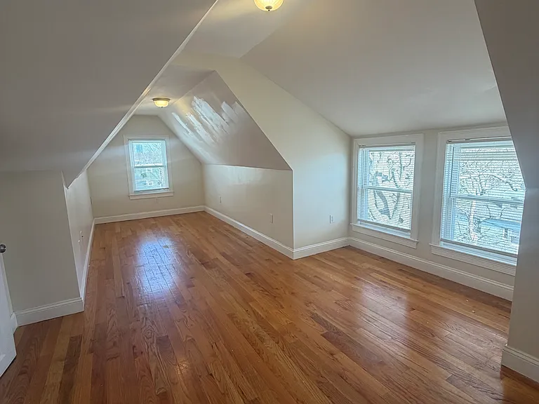 9 Nottingham St #1 — Photo 25