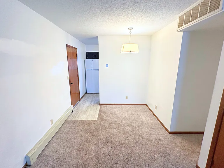 2121 Floyd Ave #2 — Photo 6