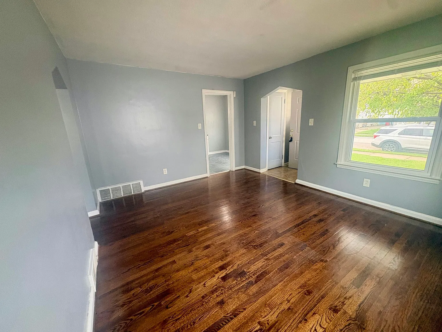 23090 Normandy Avenue — Photo 3