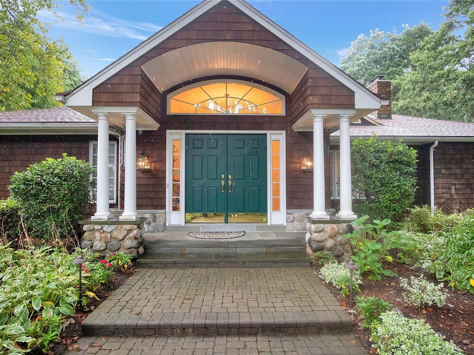7 Elm Street, Woodbury, NY 11797 Zillow