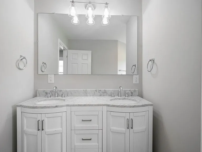 106 Napier Dr — Photo 19