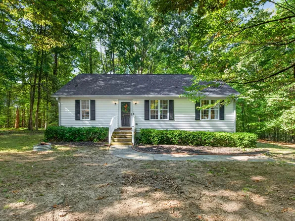 193 Bridges Ln, Youngsville, NC 27596