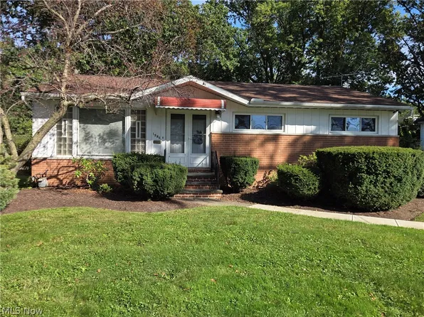 1565 E 332nd St, Eastlake, OH 44095