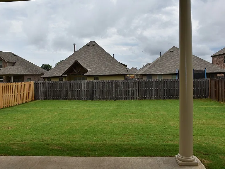 9137 Autumnbrooke Way — Photo 11
