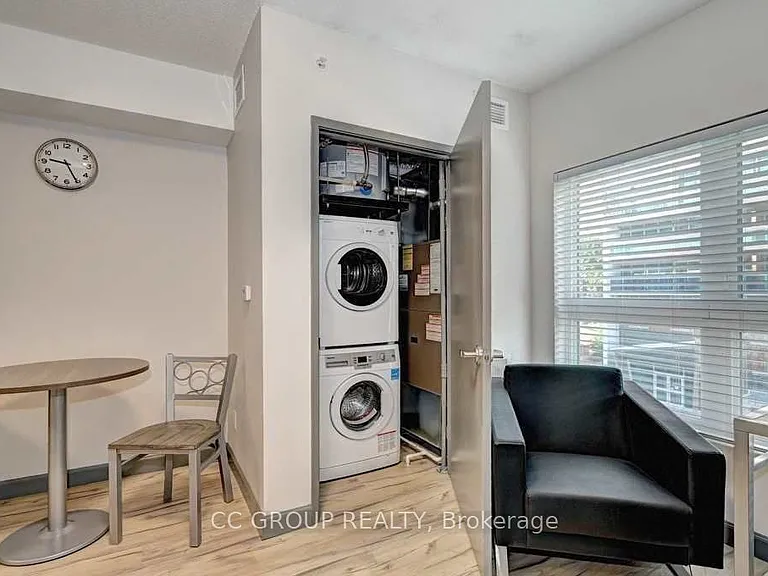 258 A Sunview St #1610 — Photo 4