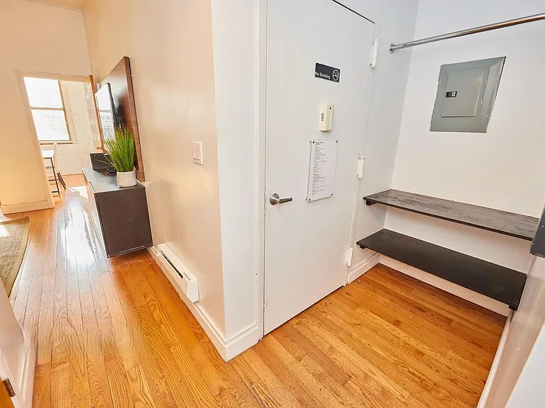170 Elizabeth St #2 — Photo 13