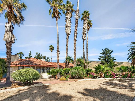 3rd image of 31021 Camphora Rd