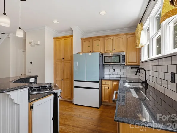 2013 Chesterfield Ave, Charlotte, NC 28205