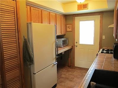 Updated Kitchen with plenty of counter space!