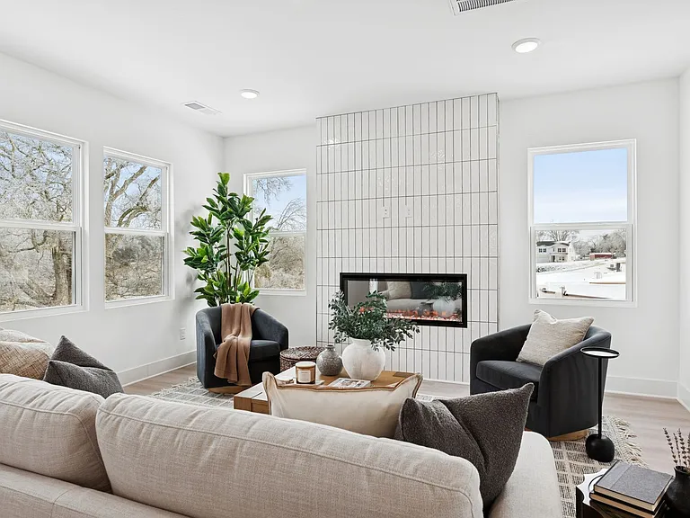 245 Rose Hannah Dr — Photo 8