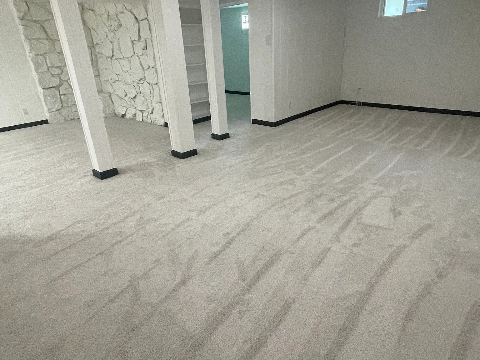 2 bed, 1250 sqft, $1,300 — Photo 4