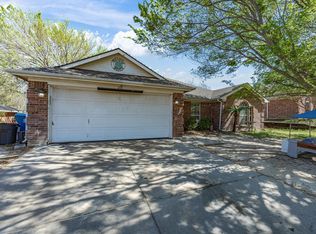 210 Wellington Trl, Weatherford, TX 76085