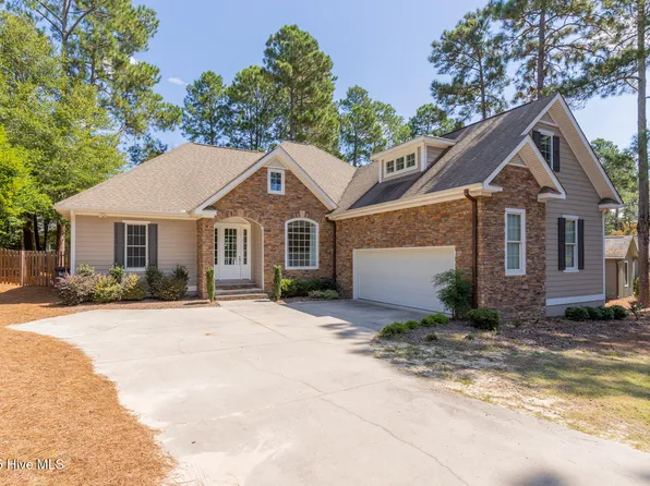 130 Tamarisk Lane, Pinehurst, NC 28374