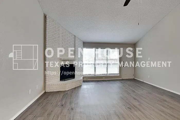 1025 Bass Dr — Photo 4