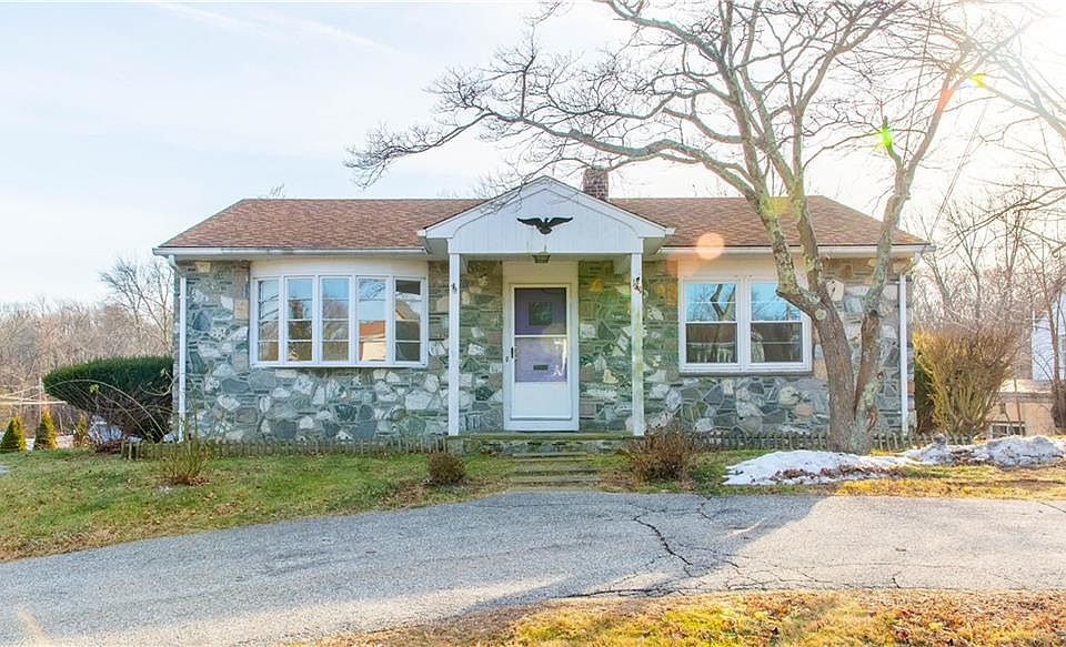 181 Cowesett Ave, West Warwick, RI 02893 Zillow