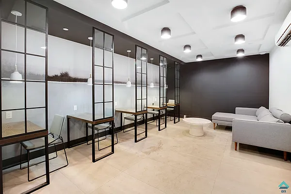 Rented by EXR | media 17