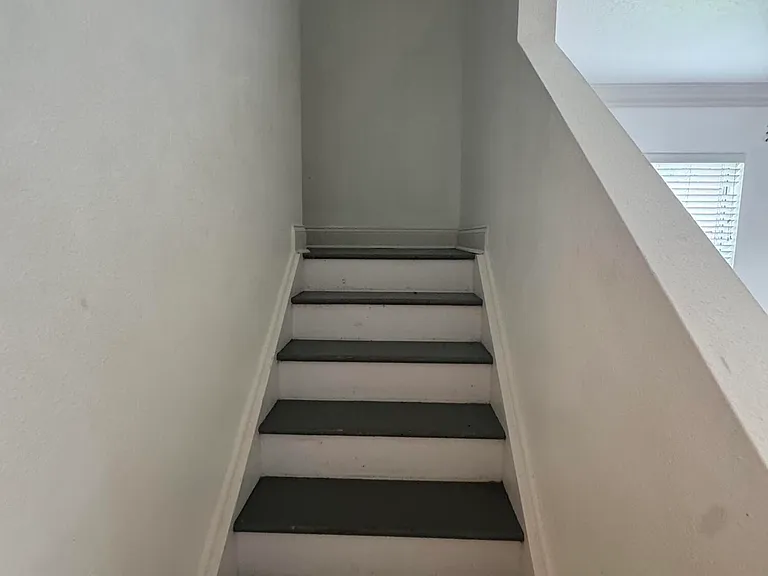 1733 Pointe West Way — Photo 14