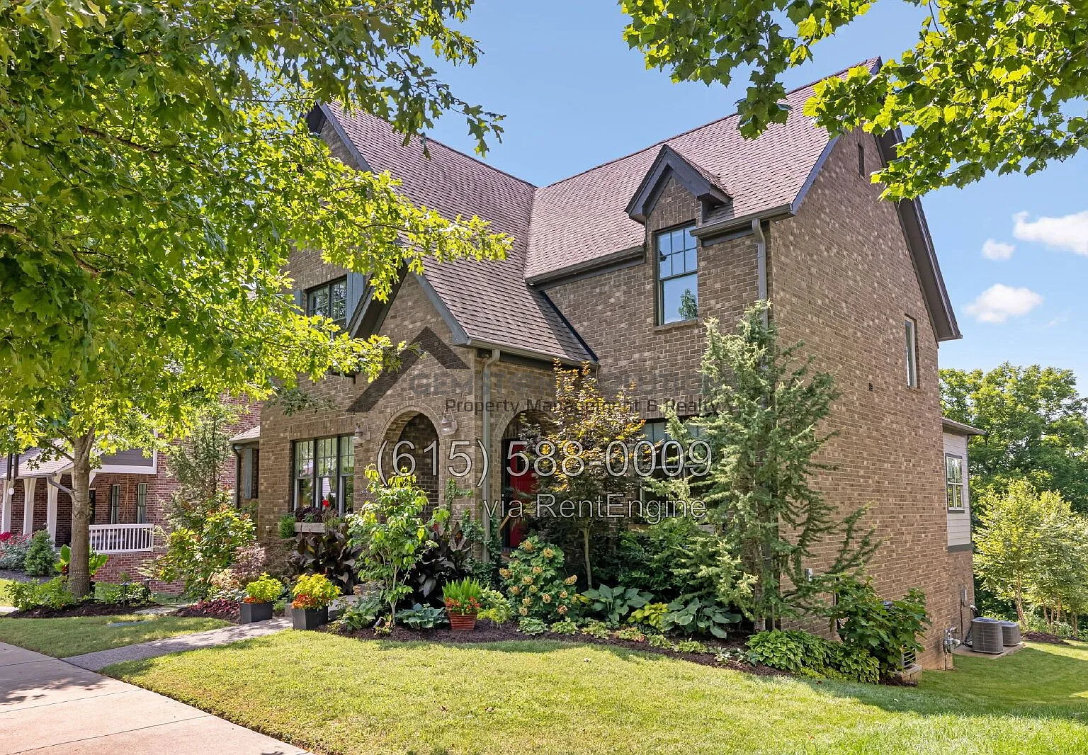 4 bed, 4.0 bath, 3935 sqft, $5,000 — Photo 1