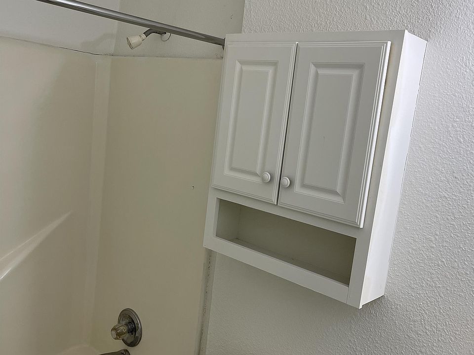 1101 E Crafton St Tahlequah, OK Zillow Apartments for