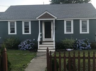 185 Kingsley Rd, Hull, MA 02045