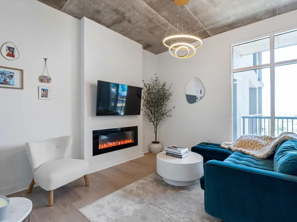 1510 Demonbreun St APT 807, Nashville, TN 37203