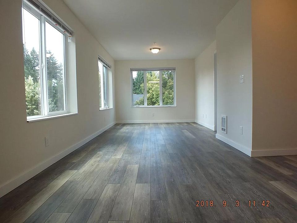 1st image of 12544 15th Ave NE APT 200